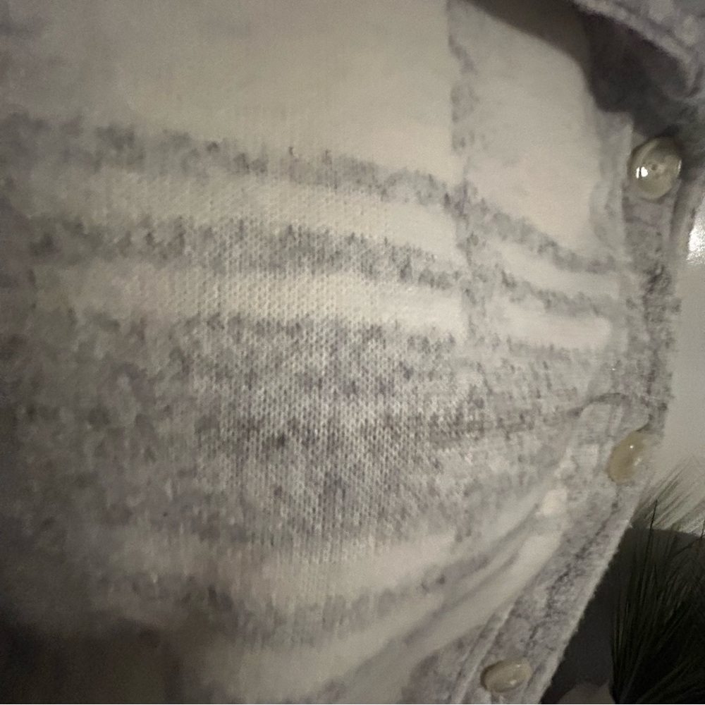 J. Jill Gray and White Plaid Shirt Jacket - Picture 2 of 6